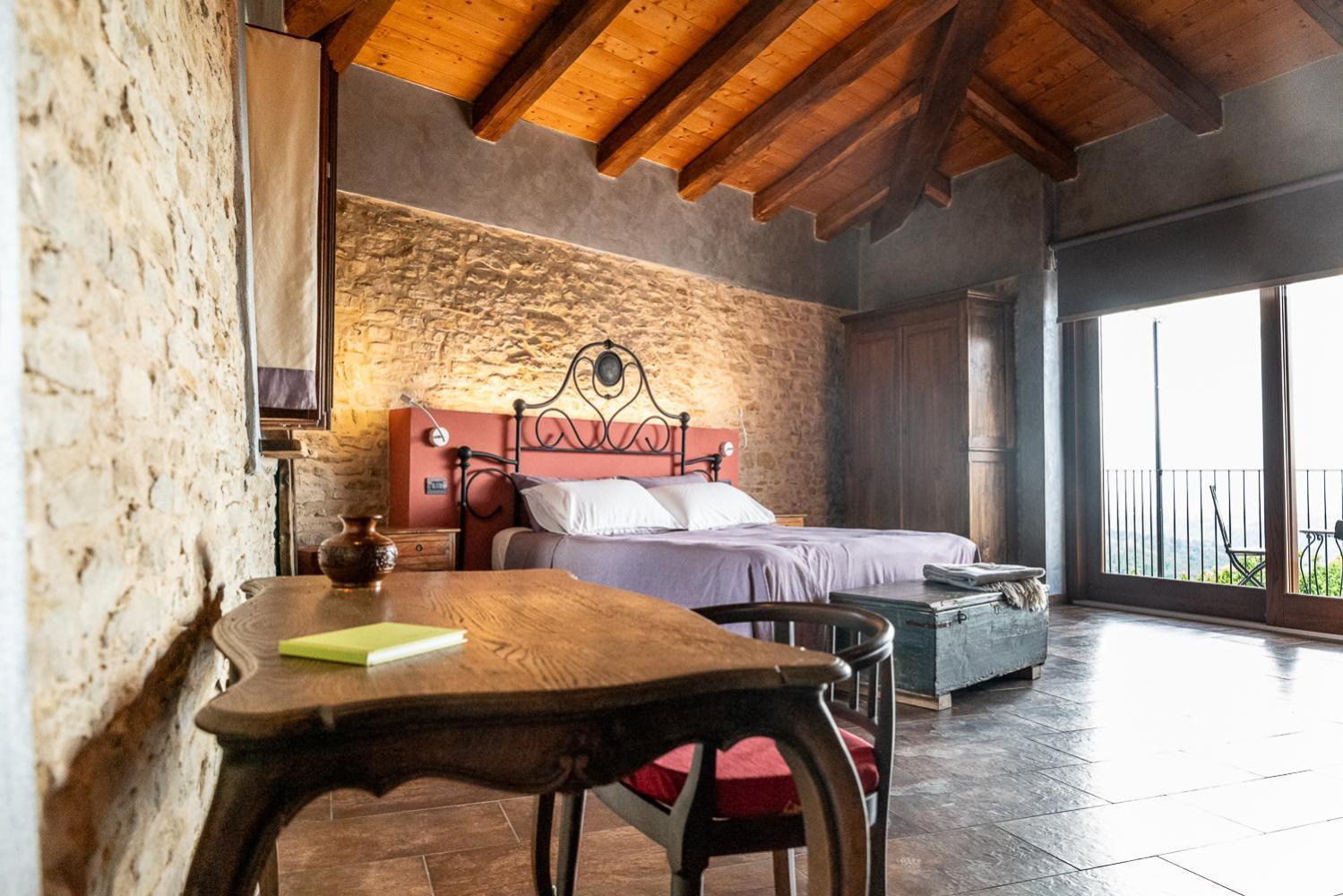 Casa Vecchia Bed&Breakfast Bossolasco Exteriör bild