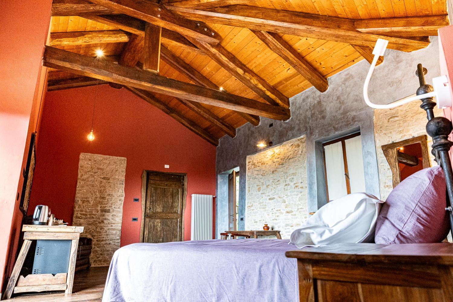 Casa Vecchia Bed&Breakfast Bossolasco Exteriör bild
